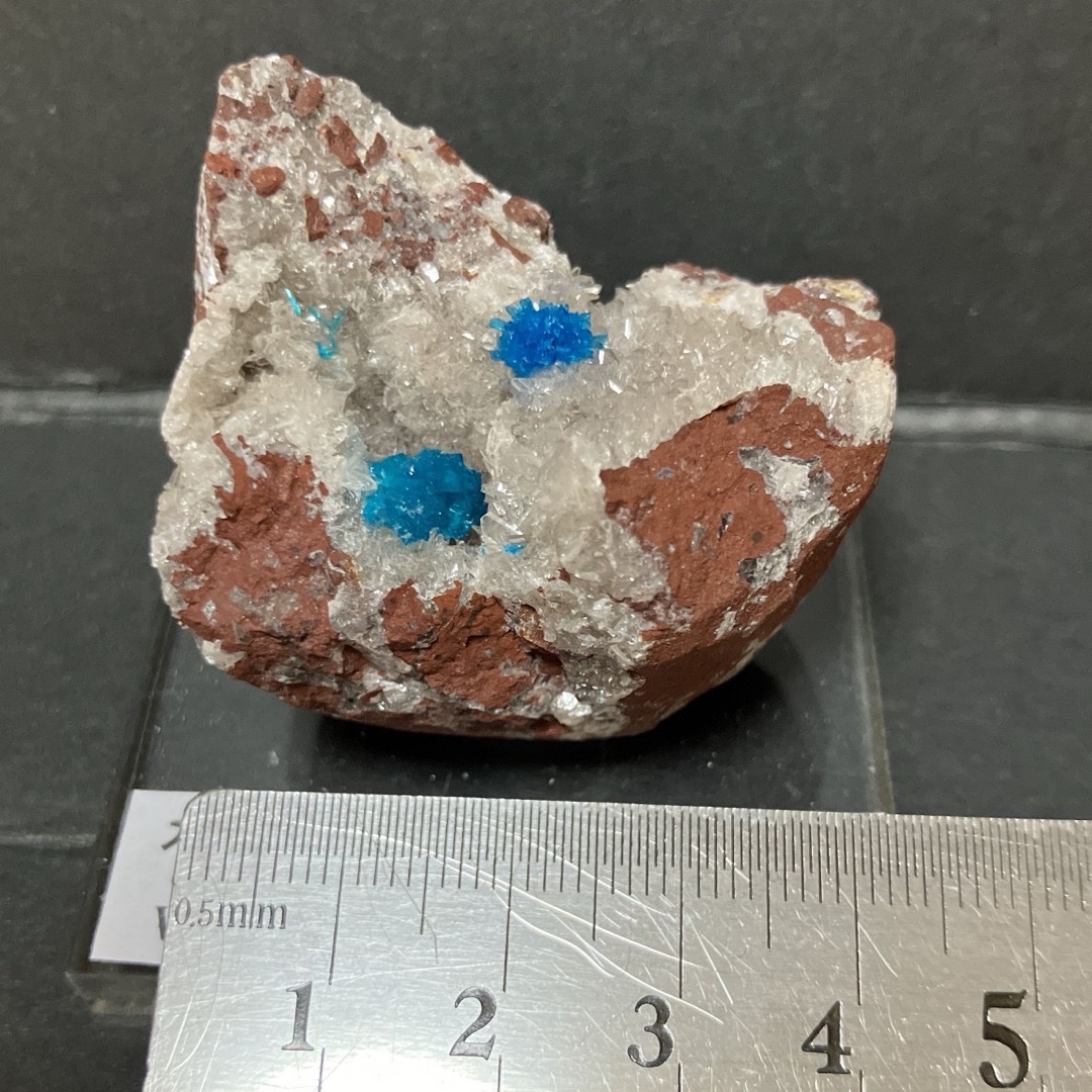 ①カバンシ石　カバンサイト　標本　原石　天然石　鉱物　鉱石　青　ブルー置物