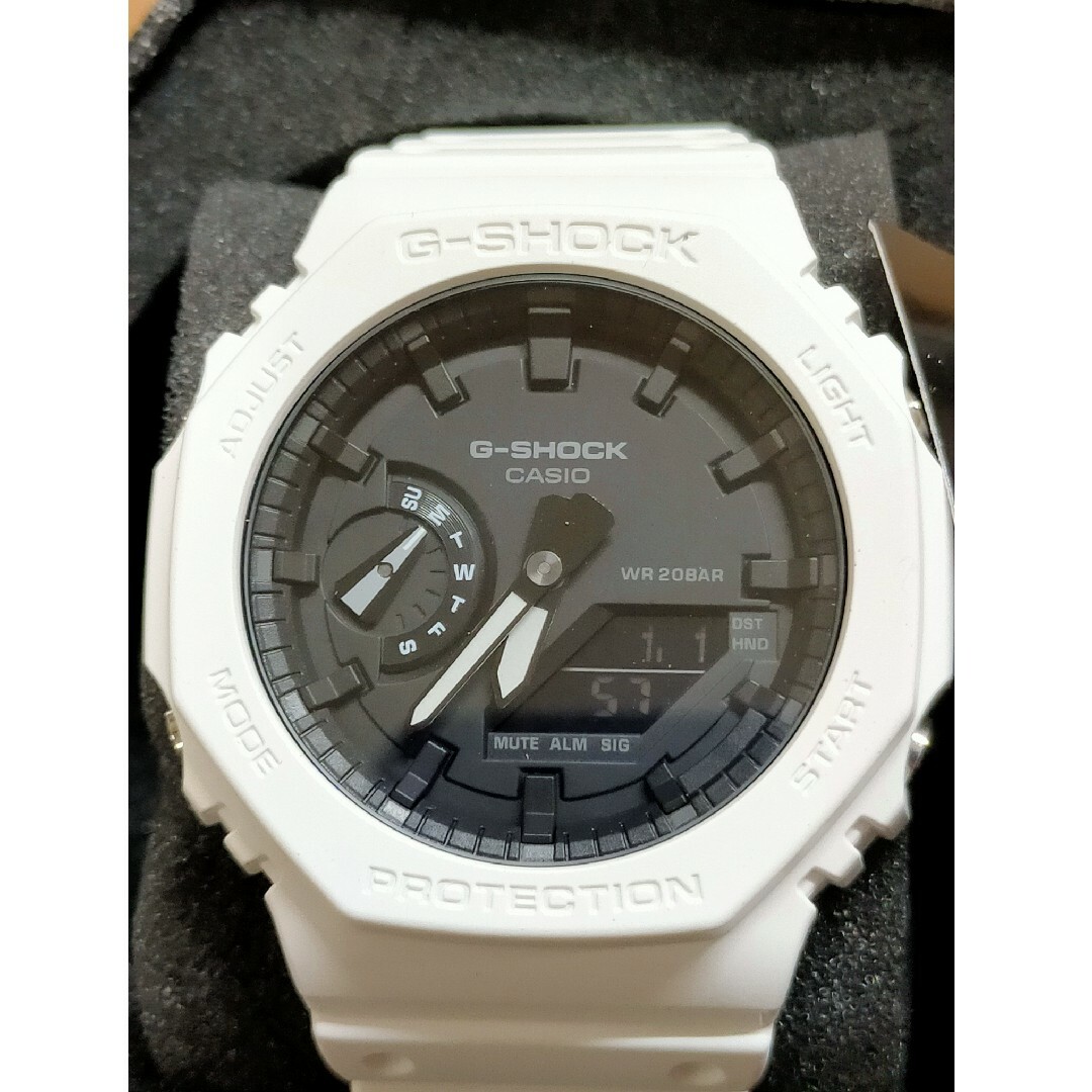 G-SHOCK(ジーショック)の処分価格！CASIOGショック オクタゴン カーボンコアガード メンズの時計(腕時計(アナログ))の商品写真