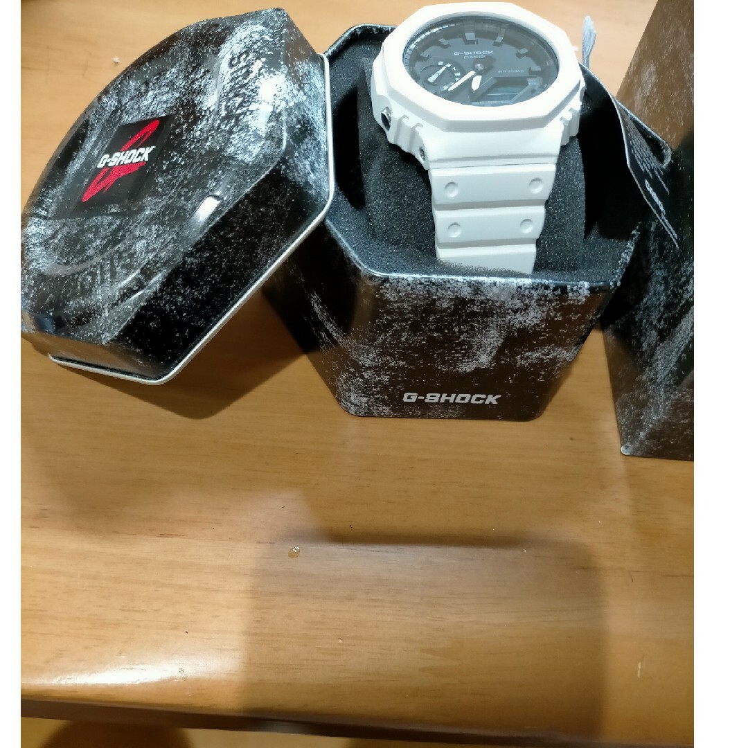 G-SHOCK(ジーショック)の処分価格！CASIOGショック オクタゴン カーボンコアガード メンズの時計(腕時計(アナログ))の商品写真