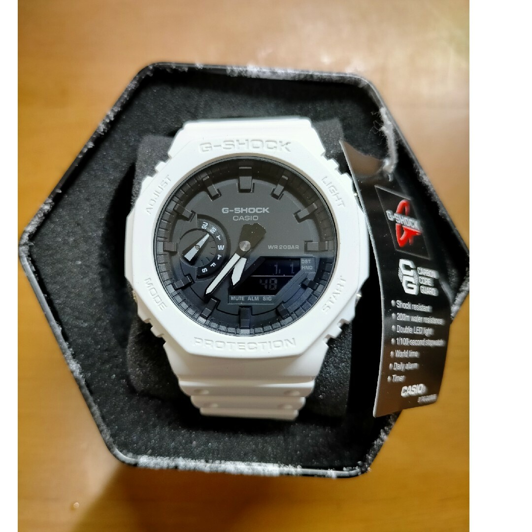G-SHOCK(ジーショック)の処分価格！CASIOGショック オクタゴン カーボンコアガード メンズの時計(腕時計(アナログ))の商品写真