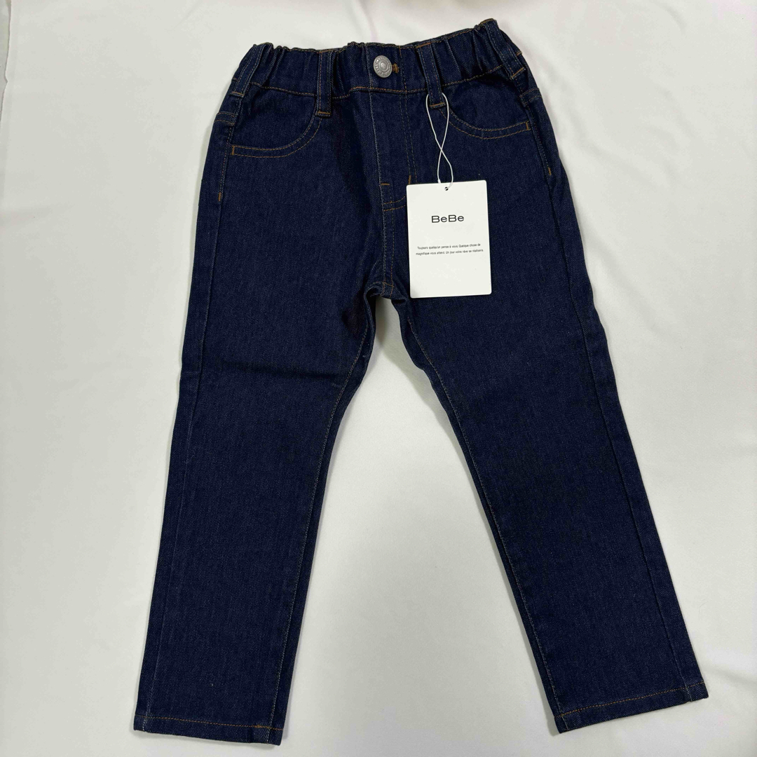 BeBe(ベベ)の★新品★BeBe &F.O.インターナショナル　ジーンズ100 キッズ/ベビー/マタニティのキッズ服男の子用(90cm~)(パンツ/スパッツ)の商品写真