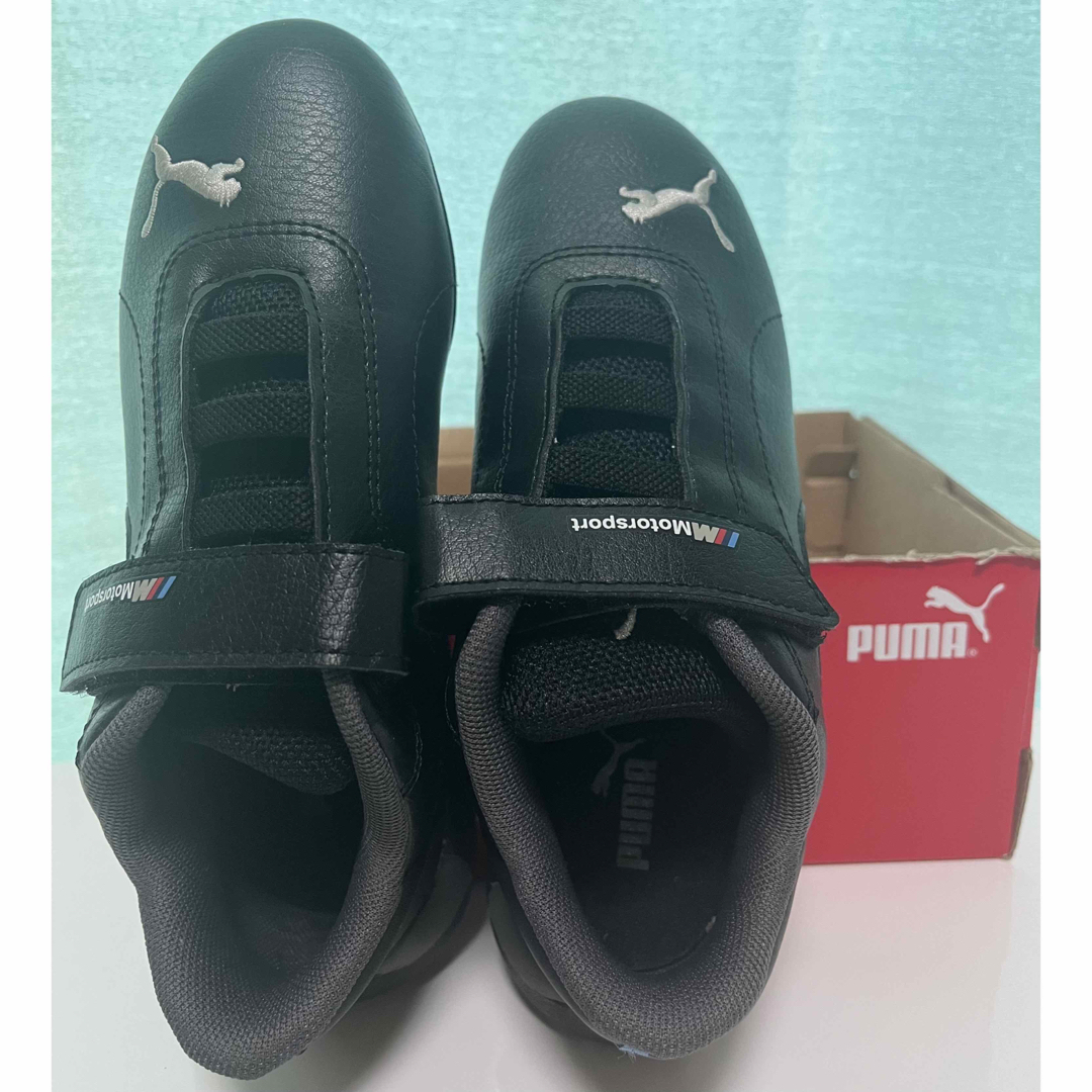 PUMA(プーマ)の新品☆未使用　PUMA(プーマ) BMW MMS R-Cat V PS 17cm キッズ/ベビー/マタニティのキッズ靴/シューズ(15cm~)(スニーカー)の商品写真