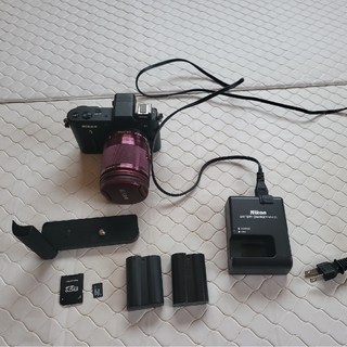 【美品】スマホへ転送 WifiSDカード付 Nikon D3200 レカメラ