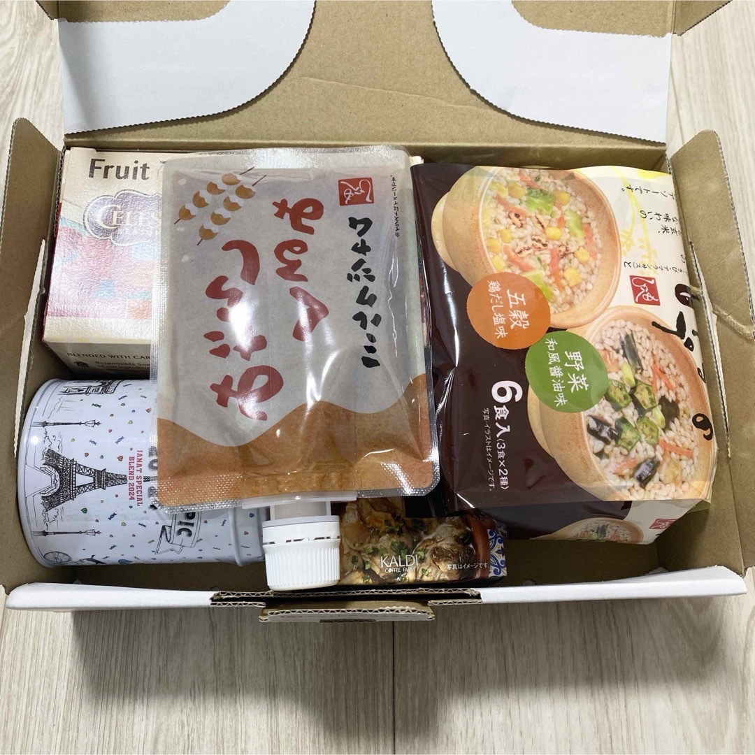 KALDI(カルディ)の【福袋】カルディ　2024   食品　玄米スープ　牡蠣のアヒージョ　紅茶 食品/飲料/酒の食品(その他)の商品写真