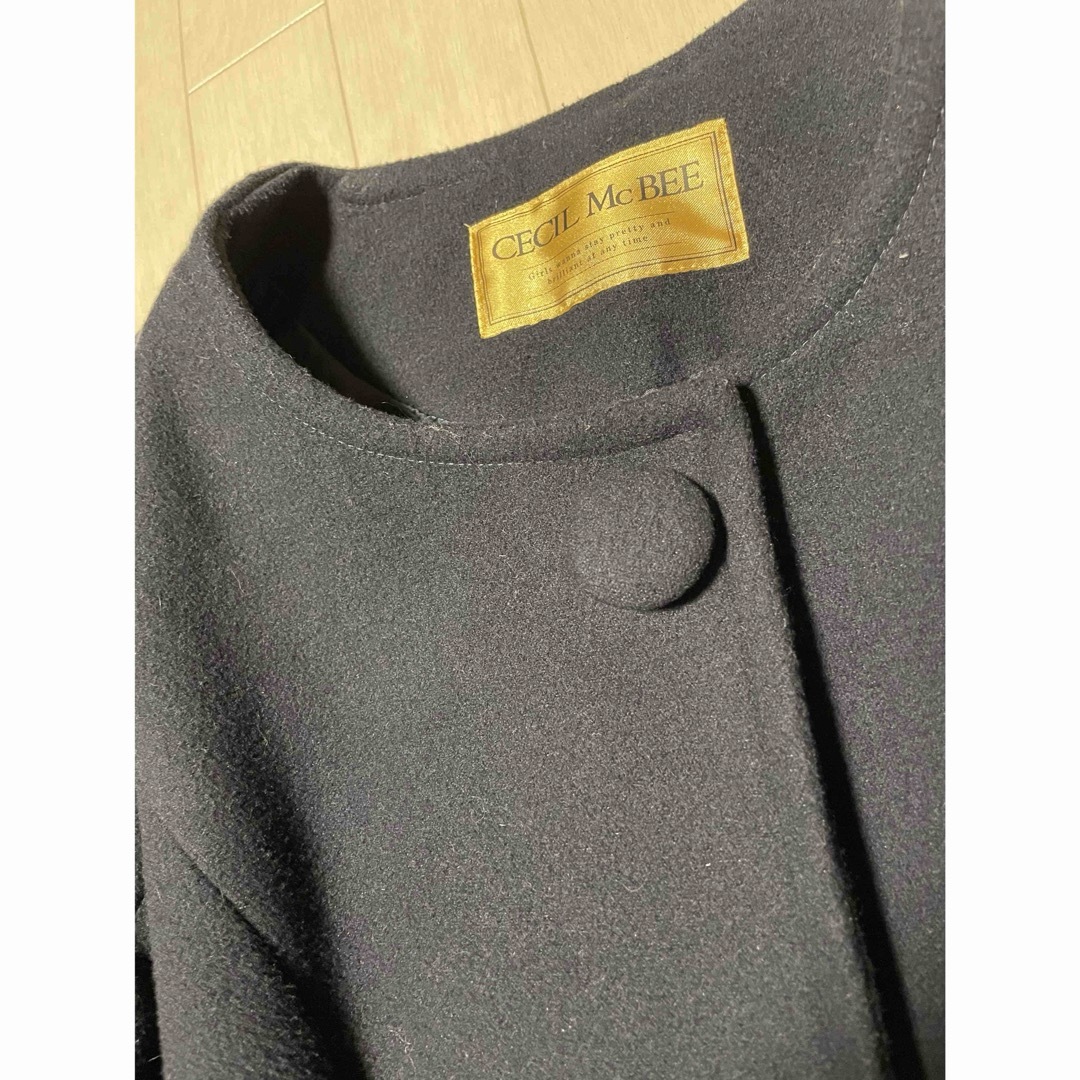 CECIL McBEE(セシルマクビー)のセシルマクビー　ノーカラーコート　M レディースのジャケット/アウター(ピーコート)の商品写真
