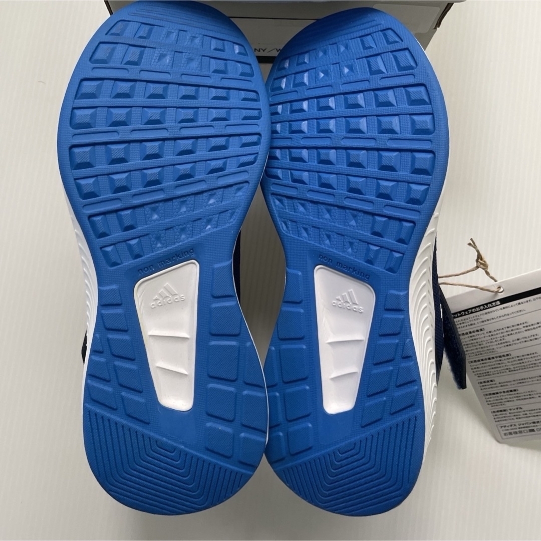 adidas(アディダス)の普通郵便発送☆ アディダス adidas スニーカー ブルー（19cm） キッズ/ベビー/マタニティのキッズ靴/シューズ(15cm~)(スニーカー)の商品写真