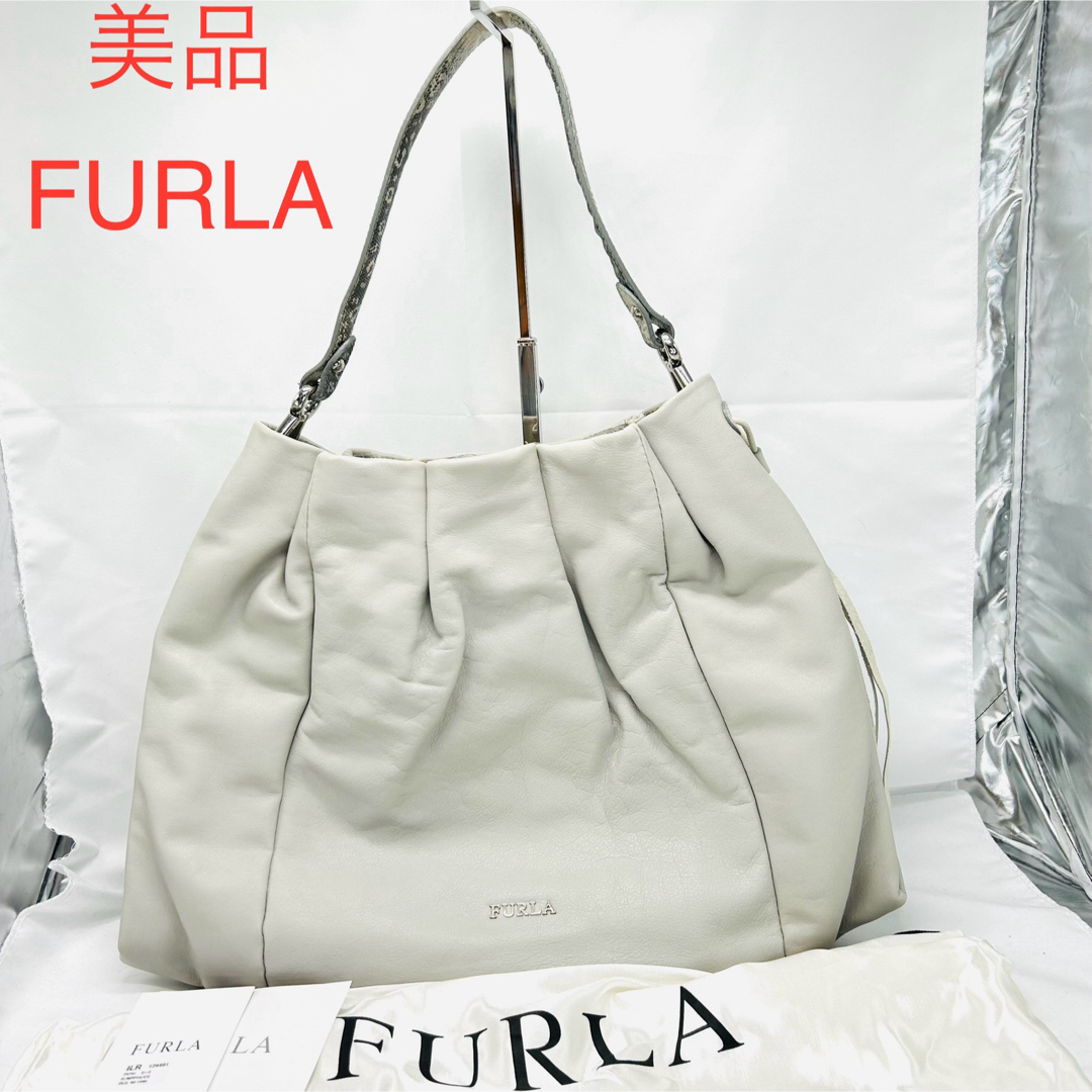 約32cm横美品  FURLA フルラ  トートバッグ  ワンショルダー  シボ革 レザー