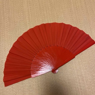 アバニコ　31センチ　予備の柄の金具付き　赤(ダンス/バレエ)