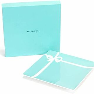 ティファニー(Tiffany & Co.)の☆期間限定価格☆【新品、未使用】ティファニー  ブルー ボックス プレート(食器)