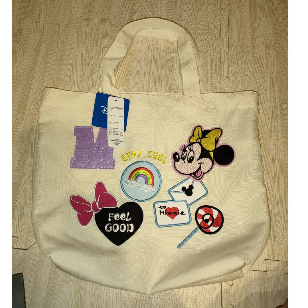 Disney(ディズニー)のタグ付き新品未使用　ディズニー　ミニー　バッグのみ　ワッペンバッグ レディースのバッグ(トートバッグ)の商品写真