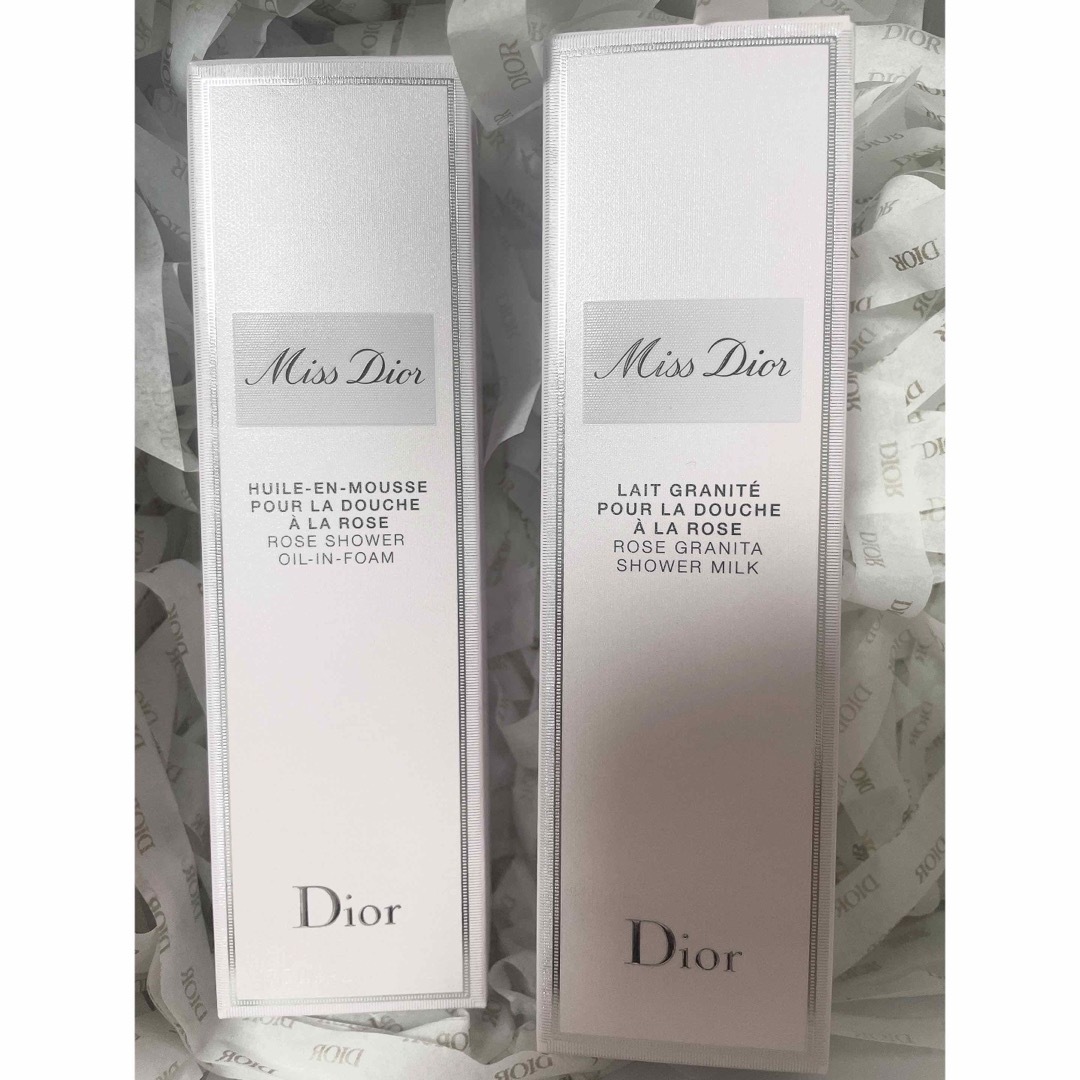 Christian Dior(クリスチャンディオール)のDior ローズシャワーオイル ミルクスクラブ 数量限定品 コスメ/美容のボディケア(ボディスクラブ)の商品写真