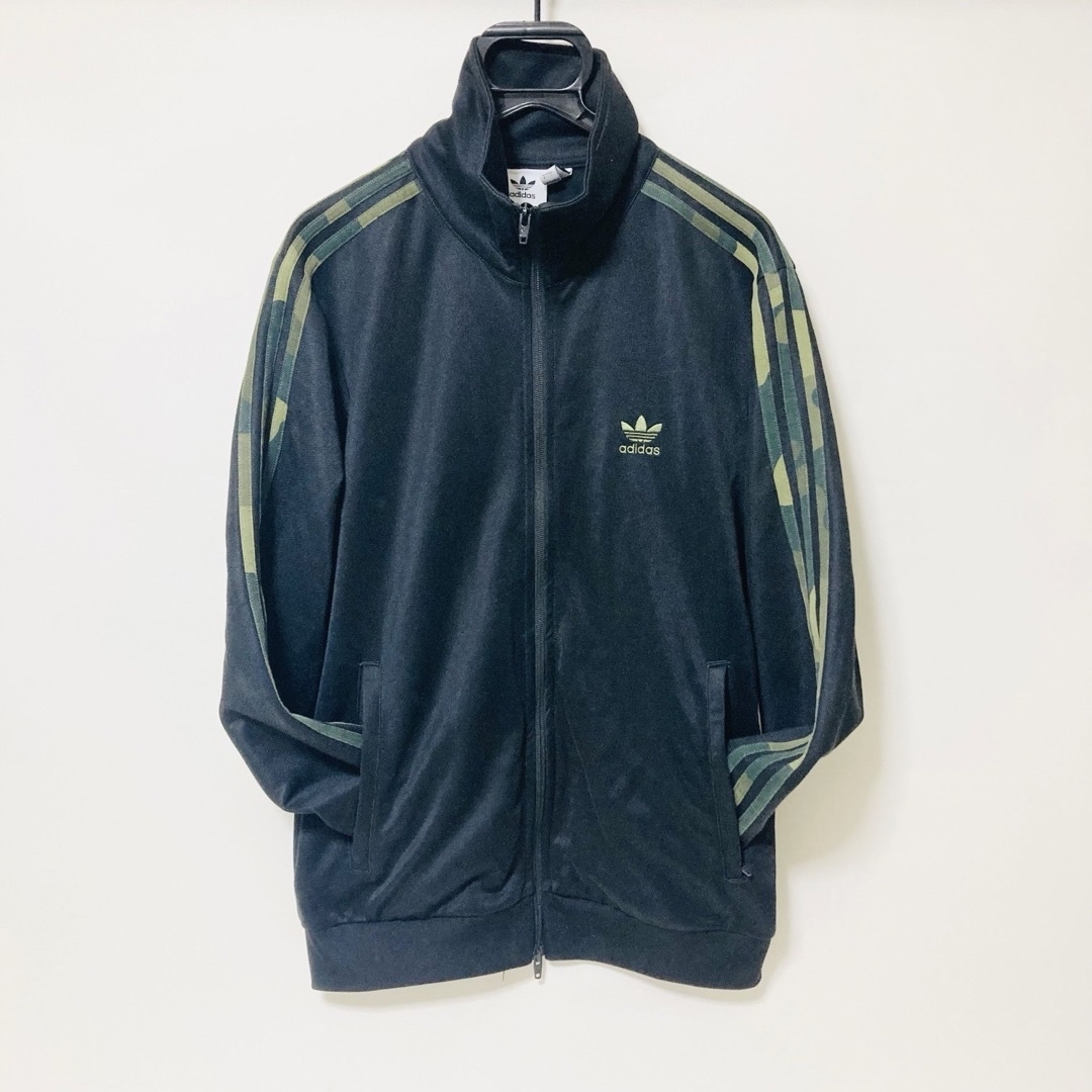 adidas  トラックジャケット　ジャージ　カモフラ柄