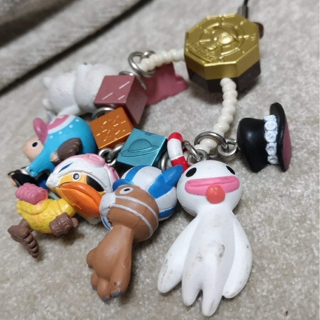 ONE PIECE(ワンピース)のワンピースストラップ エンタメ/ホビーのアニメグッズ(ストラップ)の商品写真