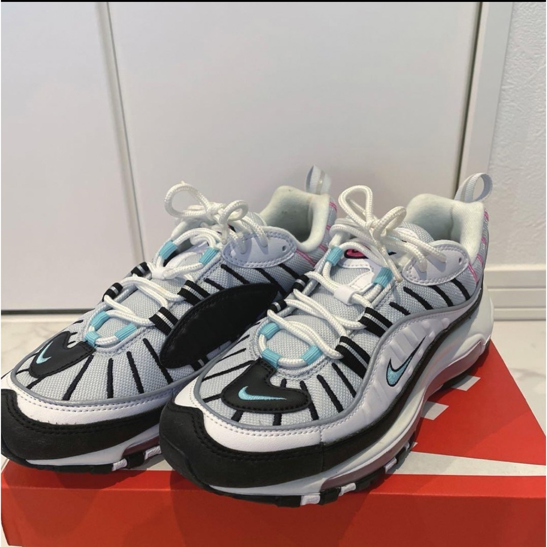 NIKE(ナイキ)のNIKE AIR MAX 98 サウス ビーチ レディースの靴/シューズ(スニーカー)の商品写真