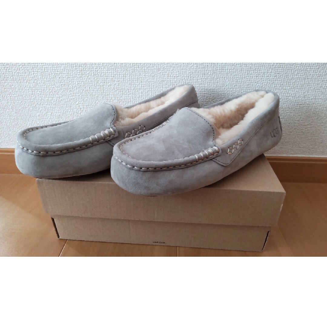 UGG　ANSLEY　ウィメンズ　24cmレディース