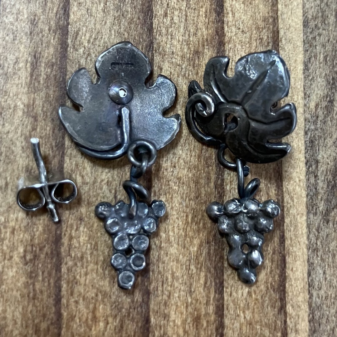 Lochie(ロキエ)のvintage  silver925 アンティーク ブドウ ネックレス ピアス レディースのアクセサリー(ネックレス)の商品写真