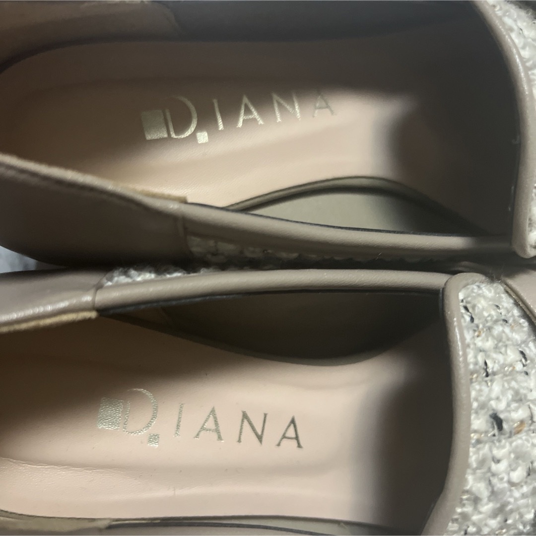 DIANA(ダイアナ)のダイアナ　ビジューが華やか⭐︎ボリュームローファー　訳あり品　匿名配送 レディースの靴/シューズ(ローファー/革靴)の商品写真