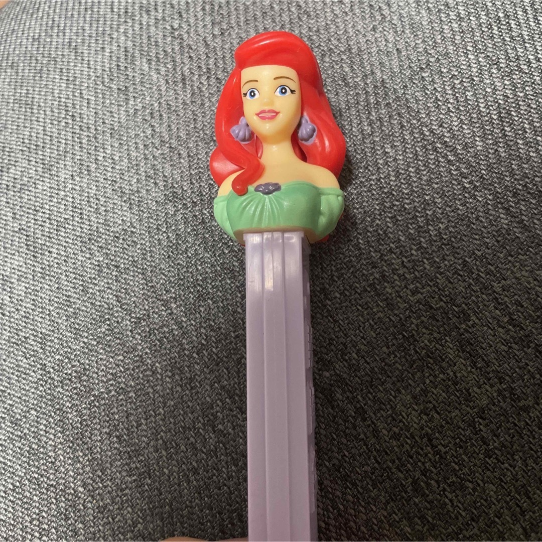 アリエル(アリエル)の【美品】PEZ リトルマーメイド アリエル エンタメ/ホビーのおもちゃ/ぬいぐるみ(キャラクターグッズ)の商品写真