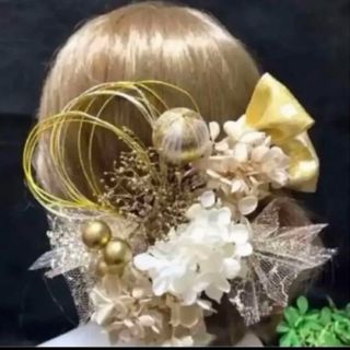 成人式髪飾り 振袖 シャンパンベージュ ヘアアクセサリー(振袖)