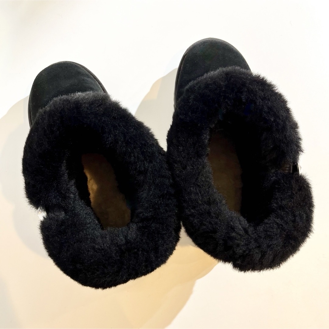 UGG(アグ)のアグ ショートブーツ 【cinched fur mini】 レディースの靴/シューズ(ブーツ)の商品写真