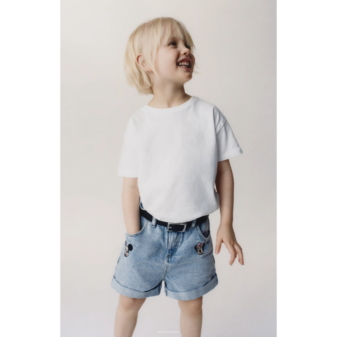 ZARA KIDS(ザラキッズ)のザラ ベビー ディズニー ミッキー ミニー デニム ショートパンツ キッズ/ベビー/マタニティのキッズ服女の子用(90cm~)(パンツ/スパッツ)の商品写真