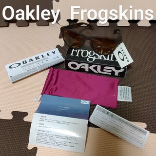 オークリー(Oakley)の[新品未使用保証書]  Oakley サングラス Frogskins(サングラス/メガネ)