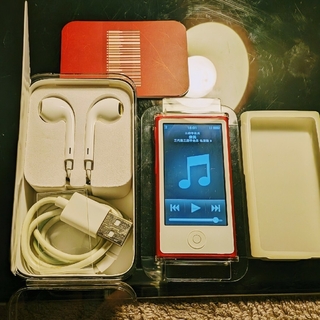 アイポッド(iPod)のipod nano 第7世代　16GB PRODUCT　RED　おまけ有り(ポータブルプレーヤー)