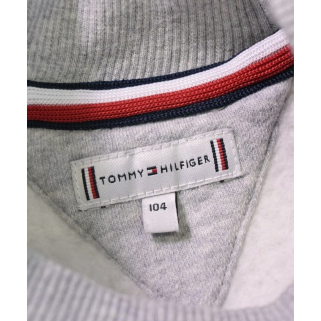 TOMMY HILFIGER(トミーヒルフィガー)のTOMMY HILFIGER トミーヒルフィガー スウェット 104 グレー 【古着】【中古】 キッズ/ベビー/マタニティのキッズ服女の子用(90cm~)(Tシャツ/カットソー)の商品写真