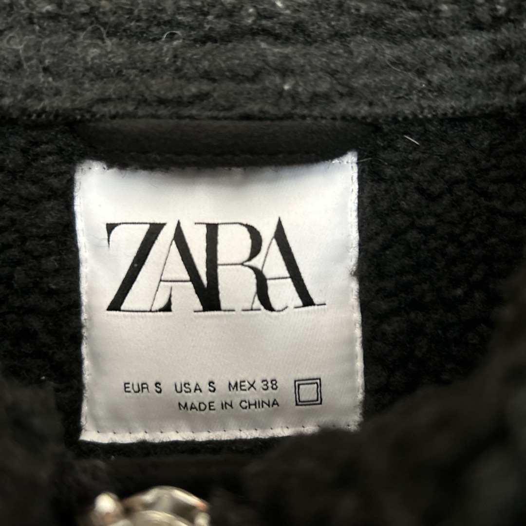 ZARA(ザラ)のZARAアウター メンズのジャケット/アウター(ブルゾン)の商品写真