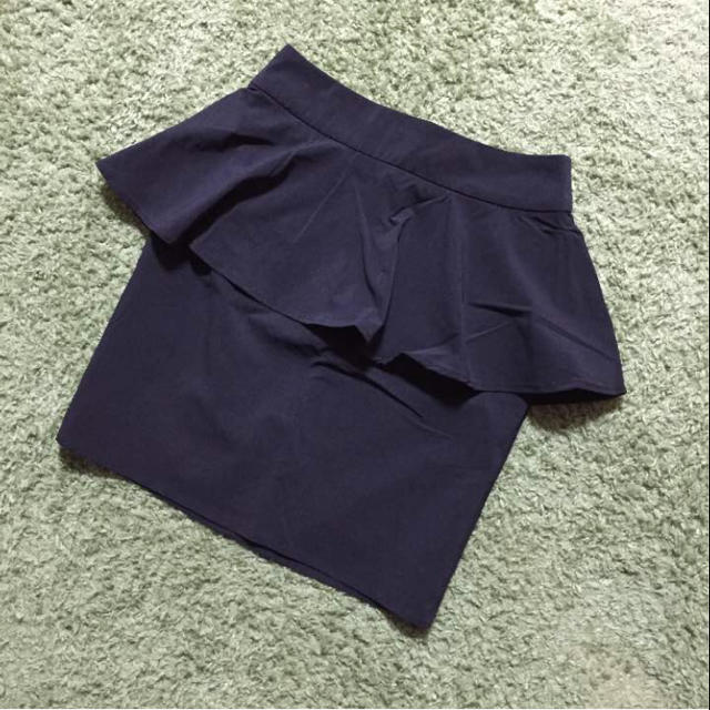 MURUA(ムルーア)のムルーア ペプラム スカート レディースのスカート(ミニスカート)の商品写真
