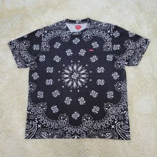 シュプリーム(Supreme)の【サイズL】シュプリーム　スモールボックスロゴ　ブラックバンダナ　Tシャツ(Tシャツ/カットソー(半袖/袖なし))