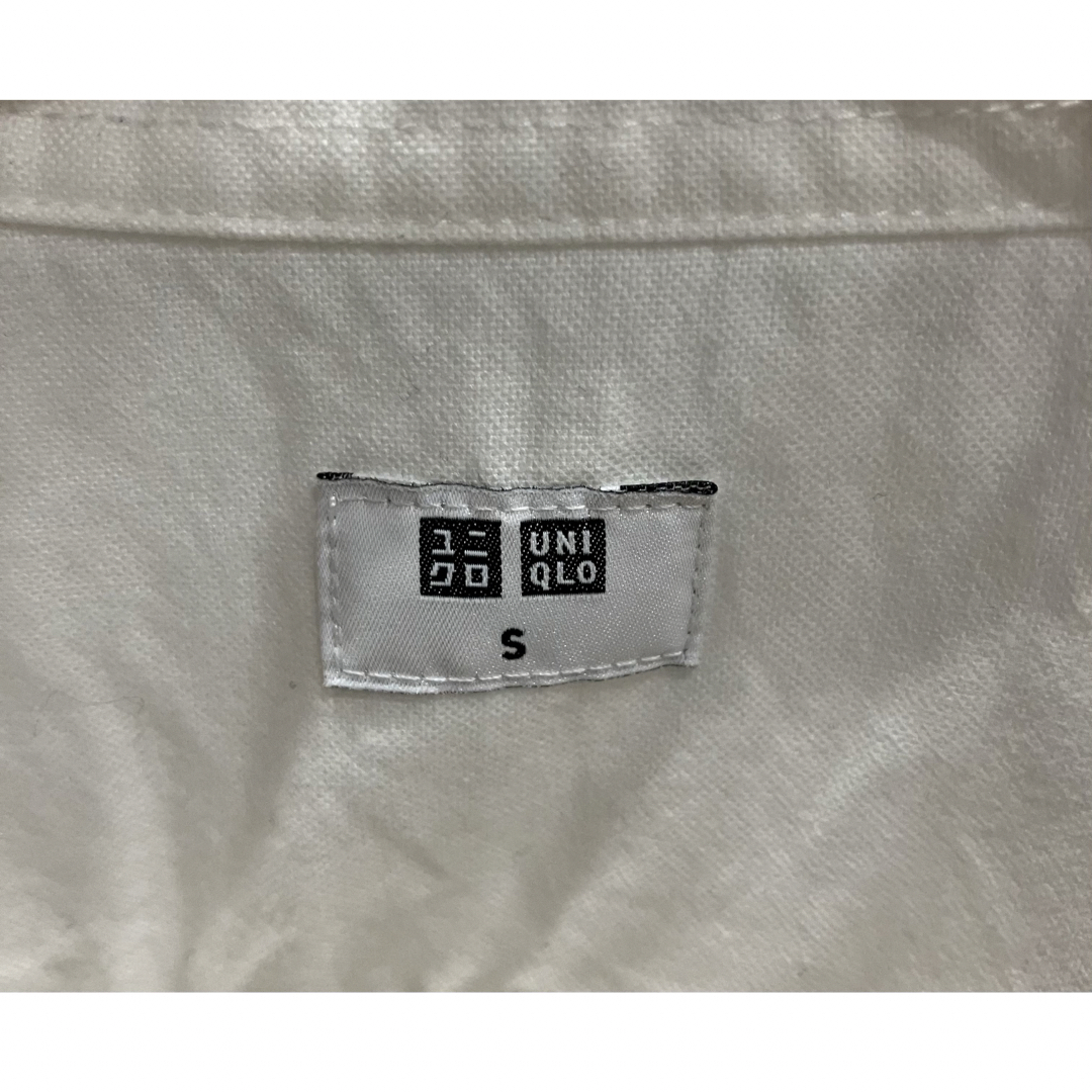 UNIQLO(ユニクロ)のユニクロ　メンズ　長袖シャツ　Sサイズ　白　綿100% メンズのトップス(シャツ)の商品写真