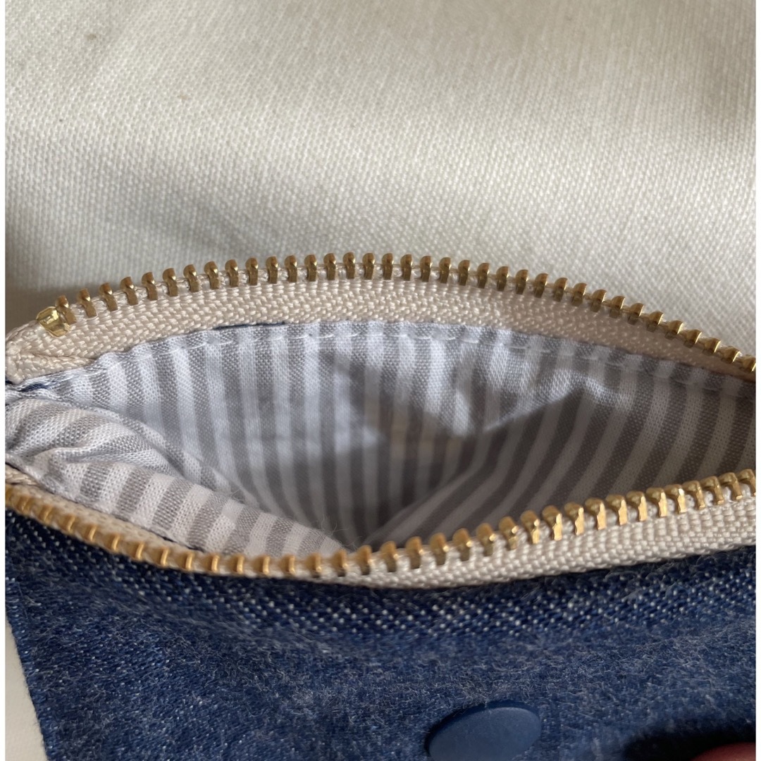 ノラネコぐんだん　小さなファスナーポーチ　外ポケット ハンドメイドのファッション小物(ポーチ)の商品写真
