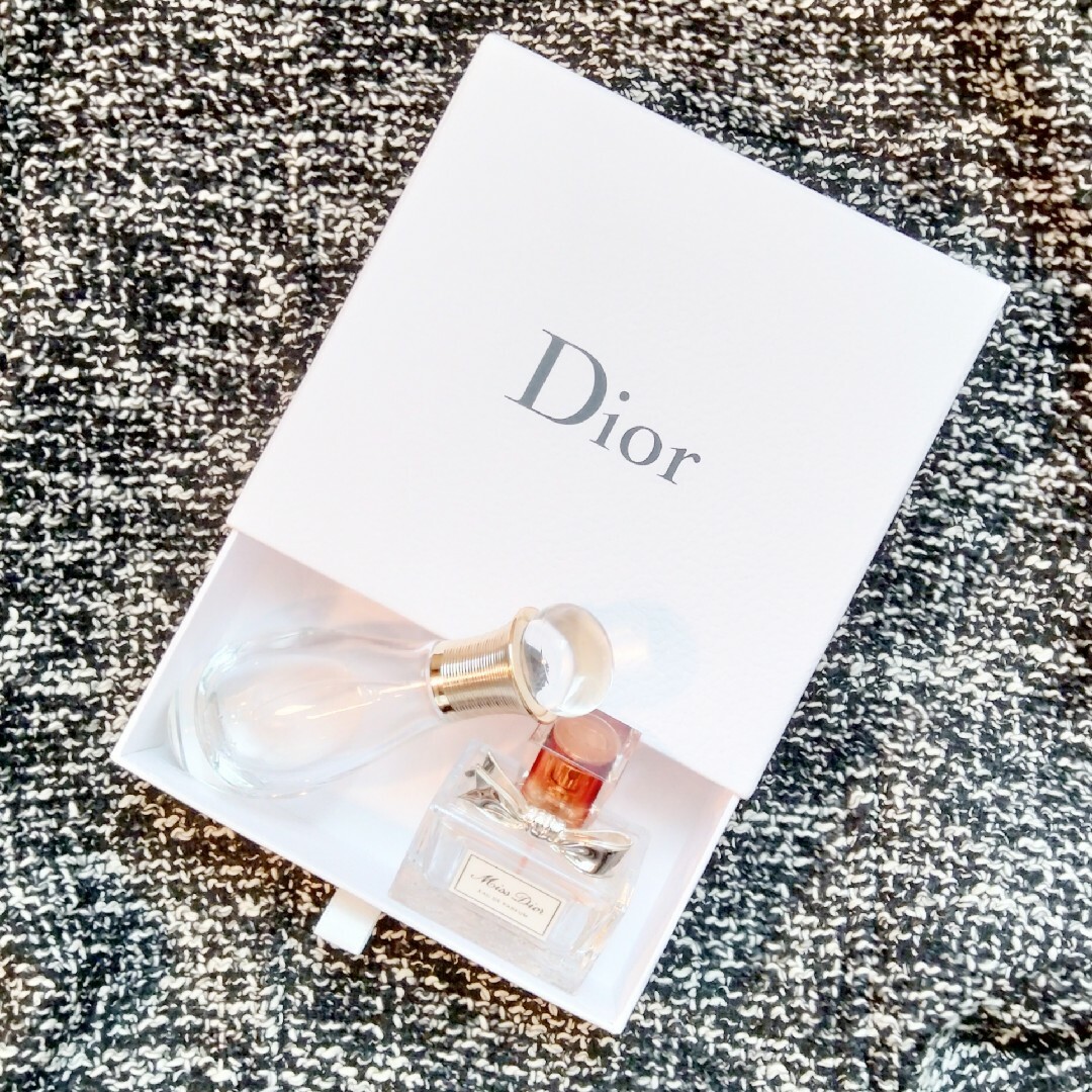 Christian Dior(クリスチャンディオール)の【Dior】BOX ノベルティ メイクボックス アクセサリーボックス Dior箱 コスメ/美容のメイク道具/ケアグッズ(その他)の商品写真