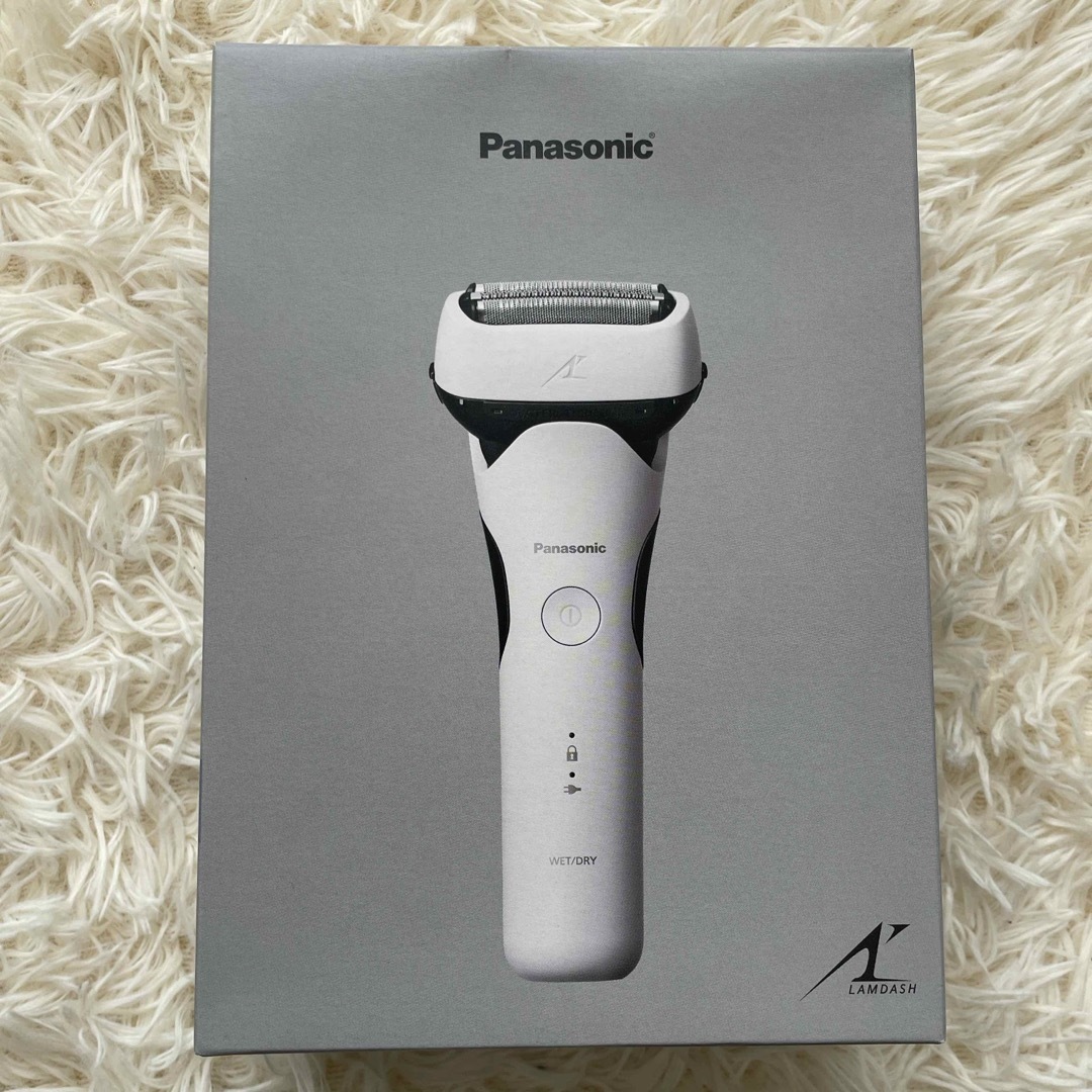 3枚水洗い可Panasonic メンズシェーバー ラムダッシュ 3枚刃 白 ES-LT2B-