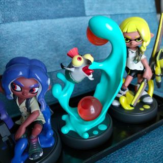 新品 即納 amiibo スプラトゥーン ガール ネオンピンク 3体セットエンタメ/ホビー