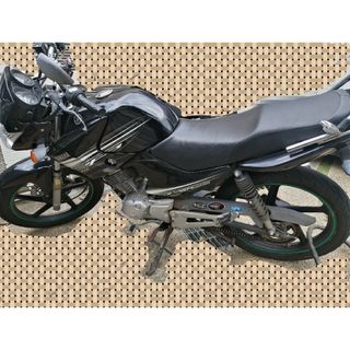 ヤマハ(ヤマハ)のYBR125(車体)