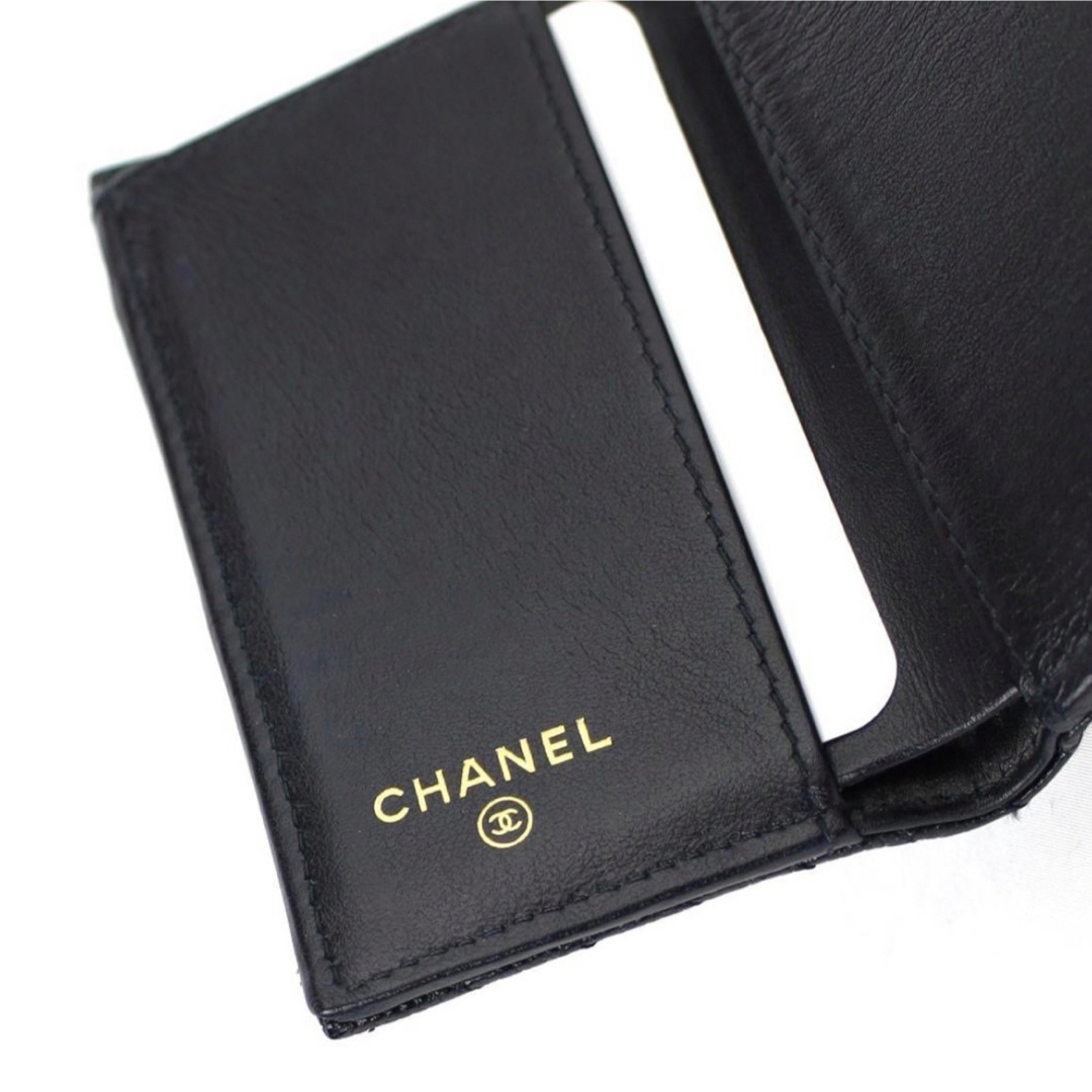 CHANEL(シャネル)のあかたなさ様専用ボーイシャネル 三つ折り財布 キャビア コンパクト レディースのファッション小物(財布)の商品写真