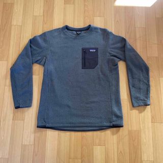 パタゴニア(patagonia)のpatagonia メンズ•R1エア•クルー Forge Grey Lサイズ(ニット/セーター)