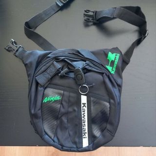 カワサキ　レッグバッグ　KAWASAKI　オートバイ バイク ウエストバッグ