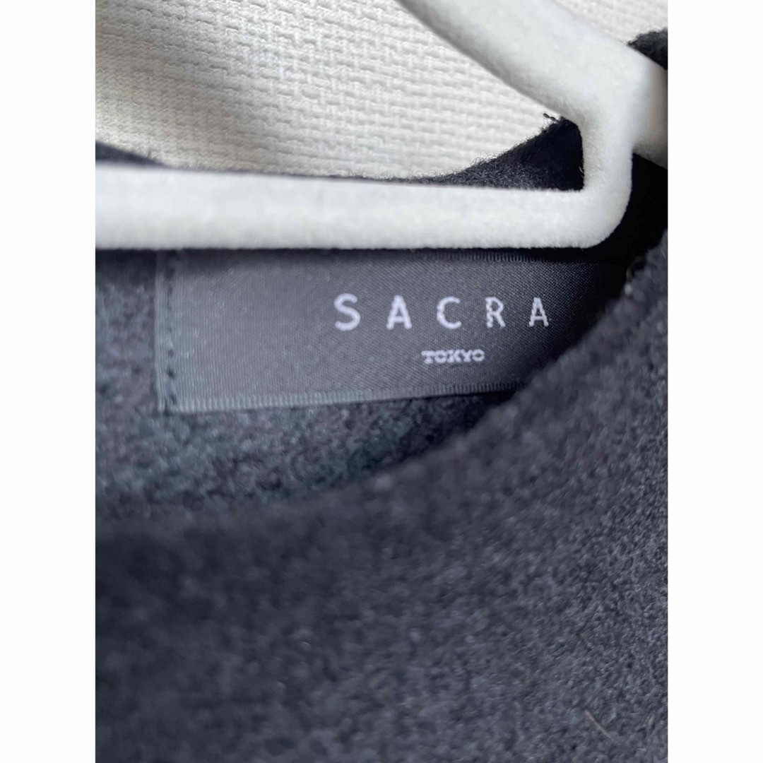 SACRA(サクラ)のSACRA ペプラムトップス サクラ ブラック S レディースのトップス(ニット/セーター)の商品写真