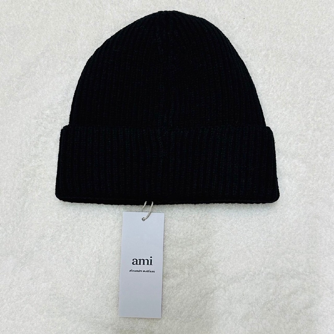 ami(アミ)のamiparis アミパリス ニット帽 男女兼用  ブラック レディースの帽子(ニット帽/ビーニー)の商品写真
