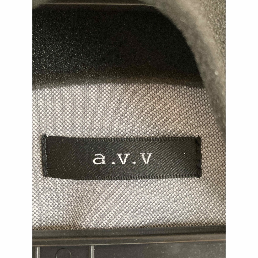 a.v.v(アーヴェヴェ)のavv レディースジャケット レディースのジャケット/アウター(テーラードジャケット)の商品写真