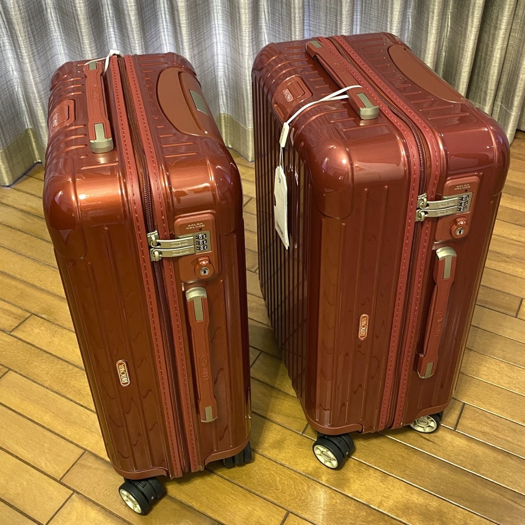 RIMOWA(リモワ)の【新品本物】リモワ サルサデラックス32L 4輪  機内持込サイズ♩cabin レディースのバッグ(スーツケース/キャリーバッグ)の商品写真