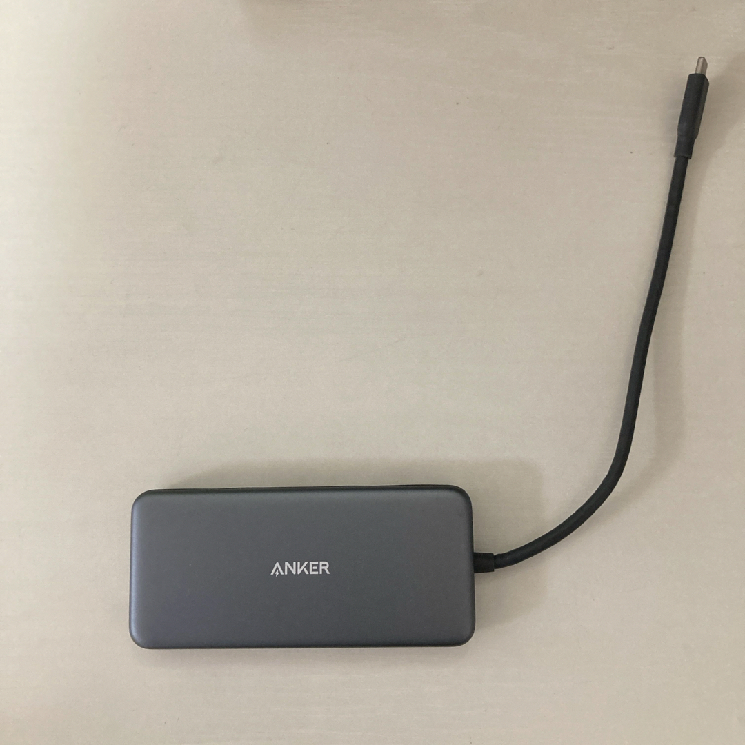 Anker(アンカー)のANKER A8346 Anker PowerExpand+ 7-in-1 スマホ/家電/カメラのPC/タブレット(PC周辺機器)の商品写真