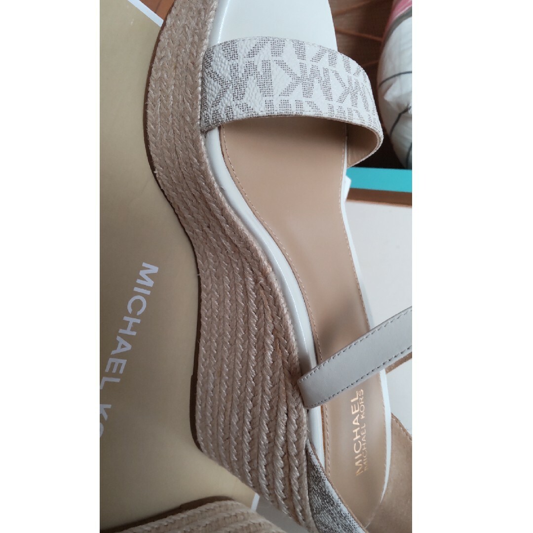 Michael Kors(マイケルコース)のMICHAEL KORSサンダル新品未使用 レディースの靴/シューズ(サンダル)の商品写真