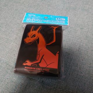 ポケモン(ポケモン)のポケモンカード(ポケカ)デッキシールド プレミアム・グロス スリーブリザードン(カードサプライ/アクセサリ)