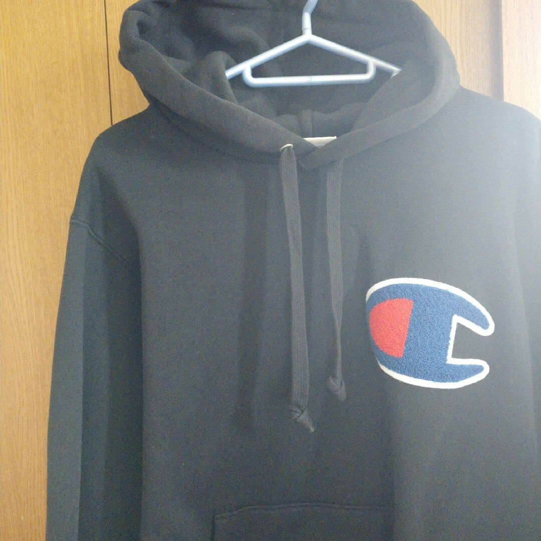 Champion(チャンピオン)の完売人気商品！チャンピオンビックロゴパーカー レディースのトップス(パーカー)の商品写真