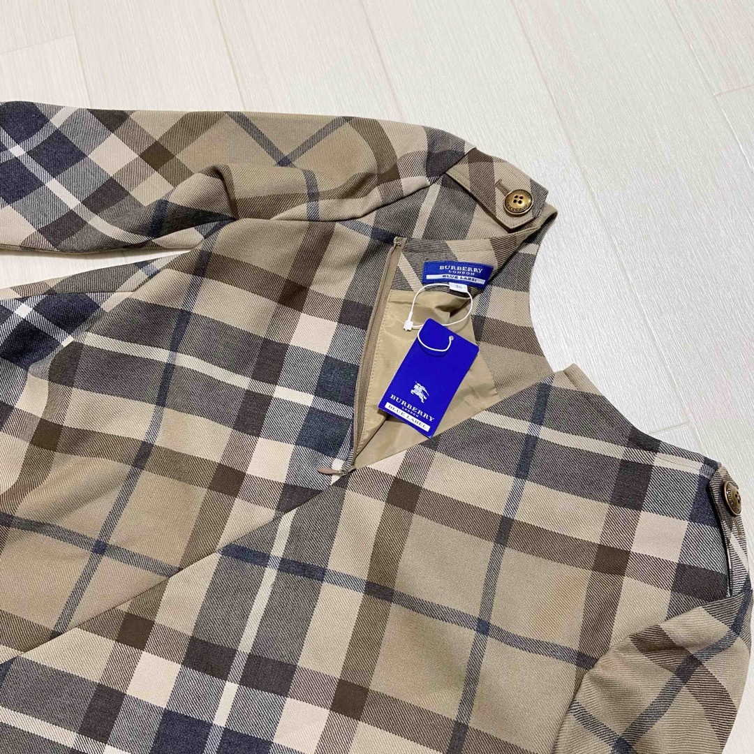 BURBERRY BLUE LABEL(バーバリーブルーレーベル)のご専用 BURBERRY ブルーレーベル チェック ウールプルオーバー 36 レディースのトップス(カットソー(長袖/七分))の商品写真