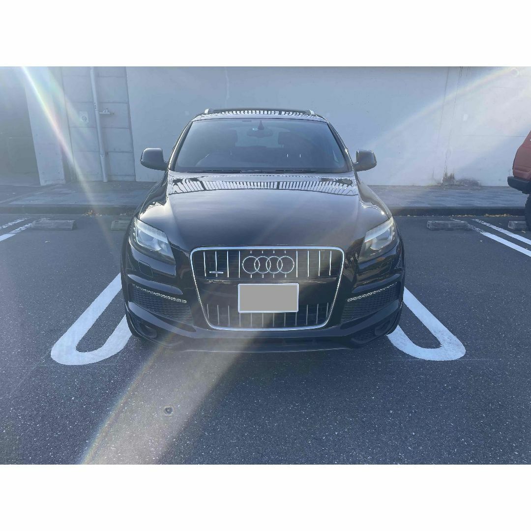 AUDI(アウディ)のアウディ Q7 クワトロ Sラインパッケージ 4WD、7人乗 パノラマサンルーフ 自動車/バイクの自動車(車体)の商品写真